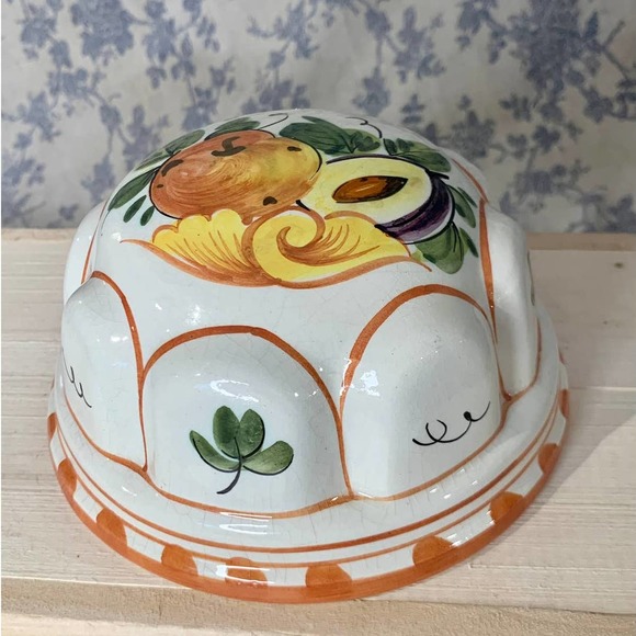 Vintage ABC Bassano Baking Mold Handpainted Italian Ceramic Peach Plum - Picture 3 of 9